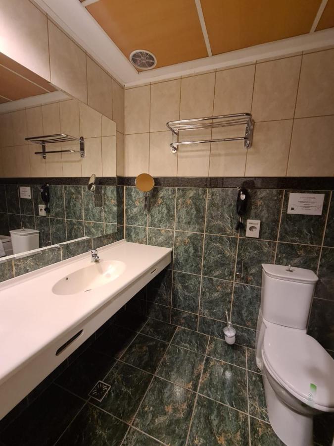 Hotel Mojo Бухарест Экстерьер фото