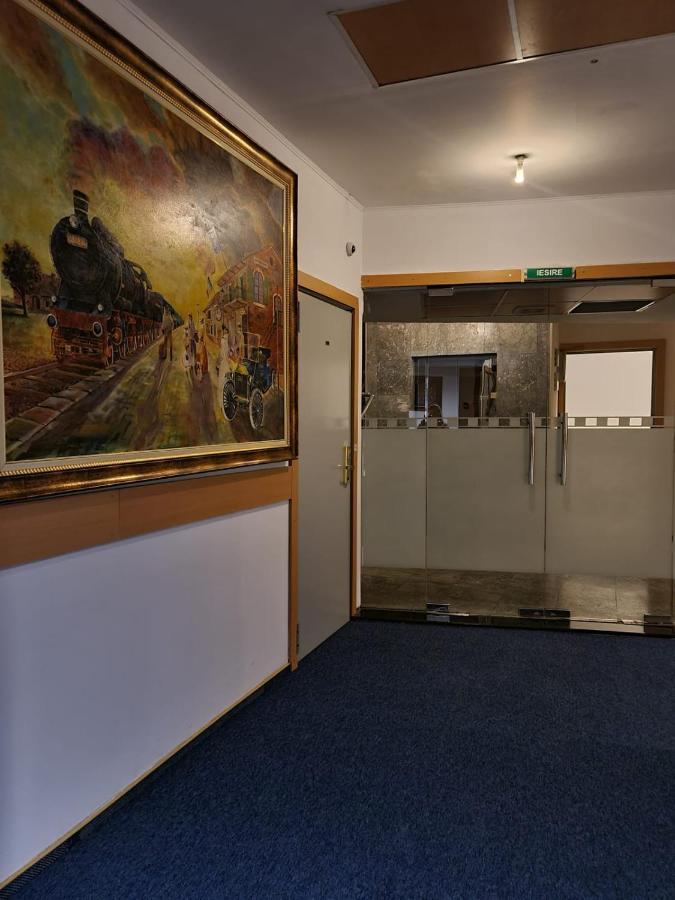 Hotel Mojo Бухарест Экстерьер фото