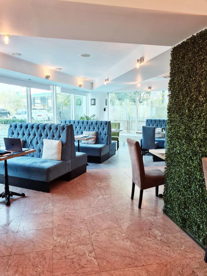 Hotel Mojo Бухарест Экстерьер фото
